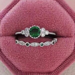 Elegant Green CZ Halo and Matching Band Set - Women Sterling Silver Jewelry